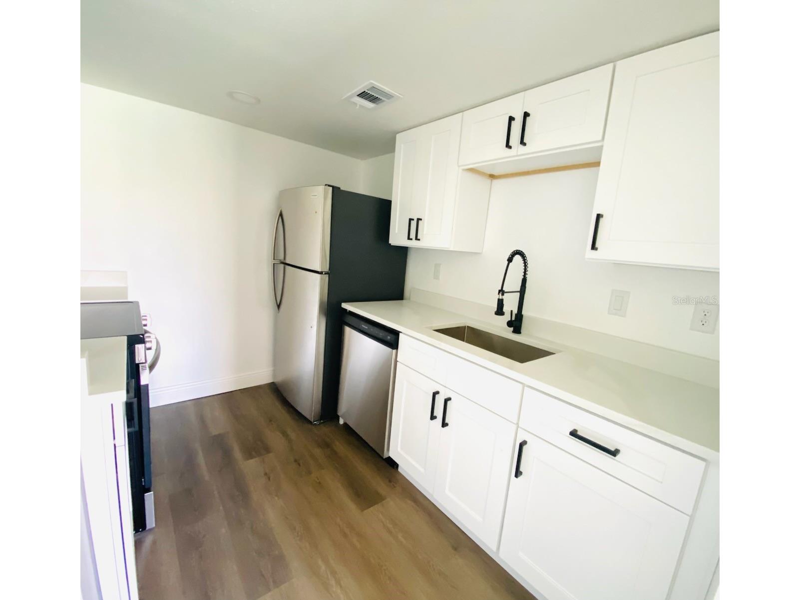 534 Plaza Seville Court #64 Treasure Island FL 33706 TB8485135 image13