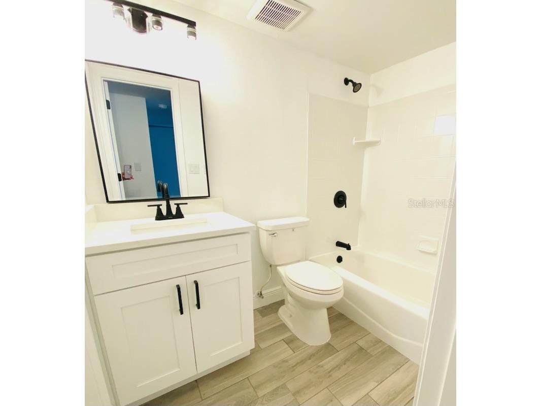 534 Plaza Seville Court #64 Treasure Island FL 33706 TB8485135 image17
