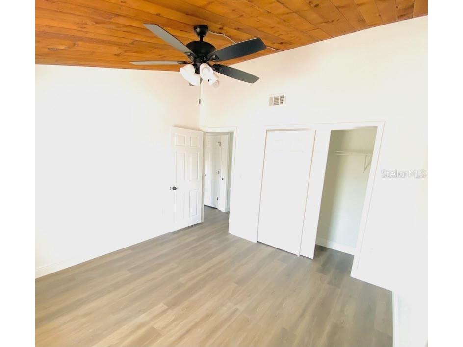 534 Plaza Seville Court #64 Treasure Island FL 33706 TB8485135 image19