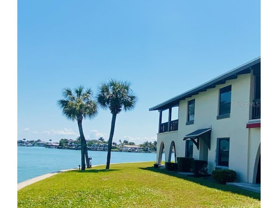 534 Plaza Seville Court #64 Treasure Island FL 33706 TB8485135 image5