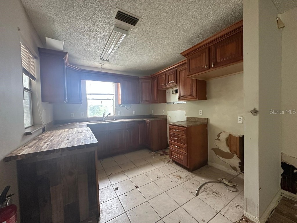 534 Saint Andrews Court Lady Lake FL 32159 G5102857 image4