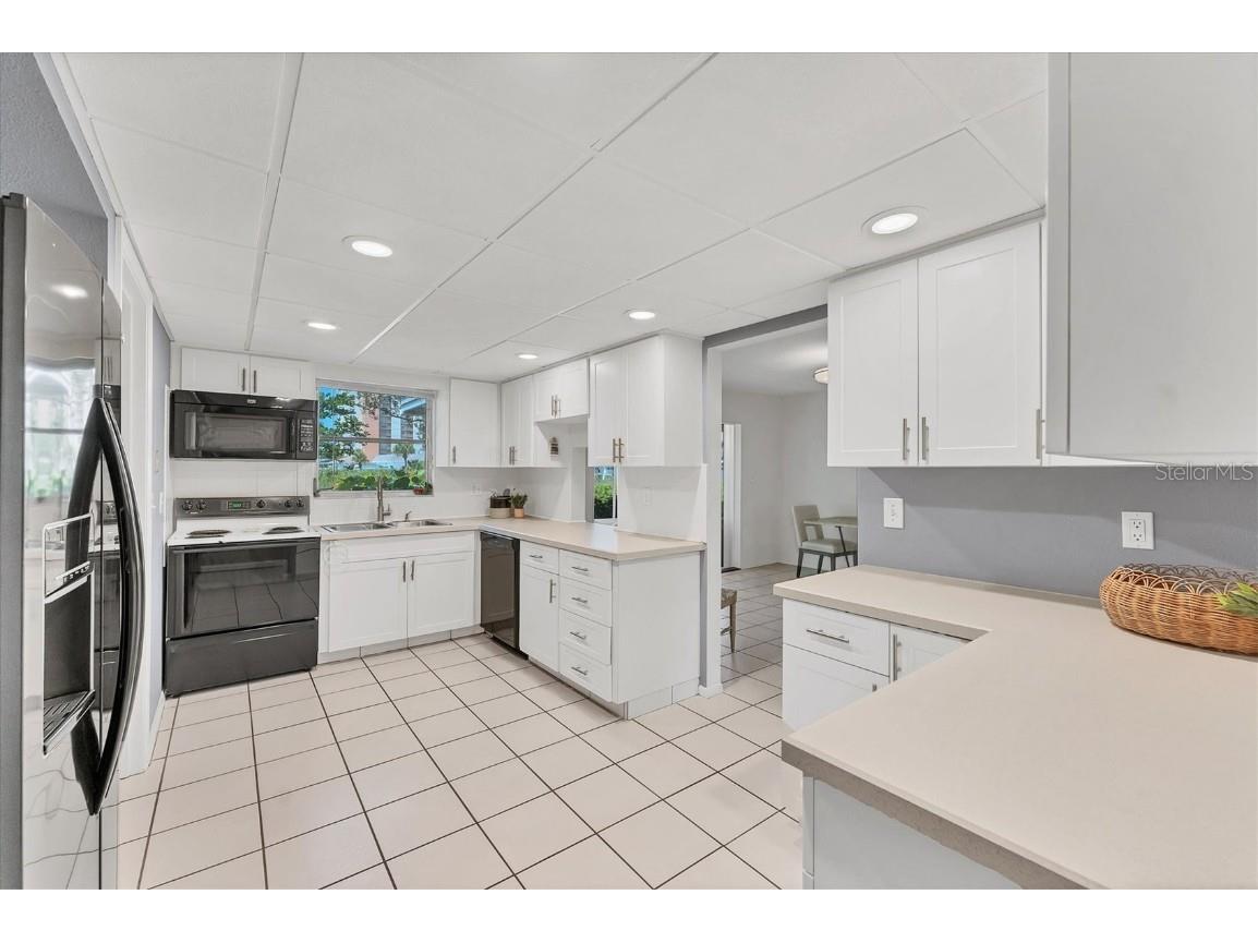 534 Sutton Place #534 Longboat Key FL 34228 - SARASOTA BAY/ICW A4672023 image8