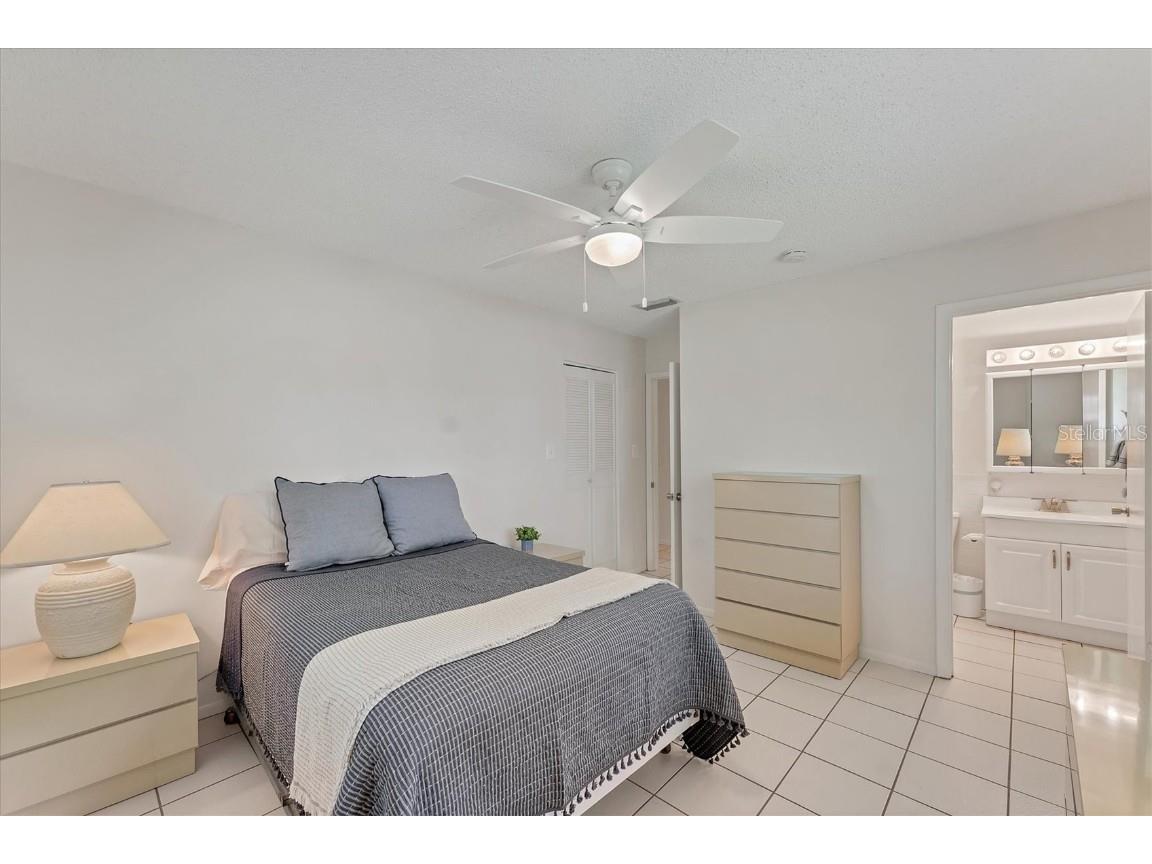 534 Sutton Place Longboat Key FL 34228 - SARASOTA BAY A4660890 image14