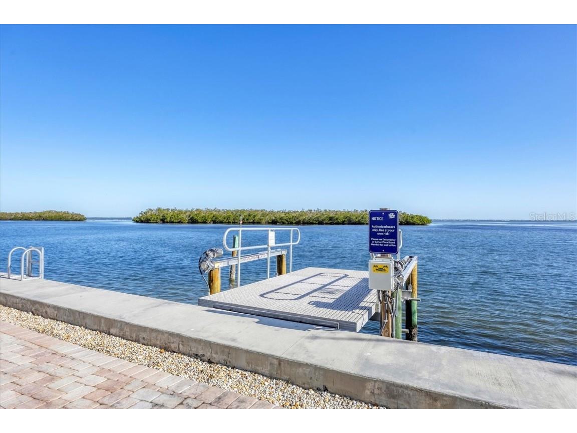 534 Sutton Place Longboat Key FL 34228 - SARASOTA BAY A4660890 image34