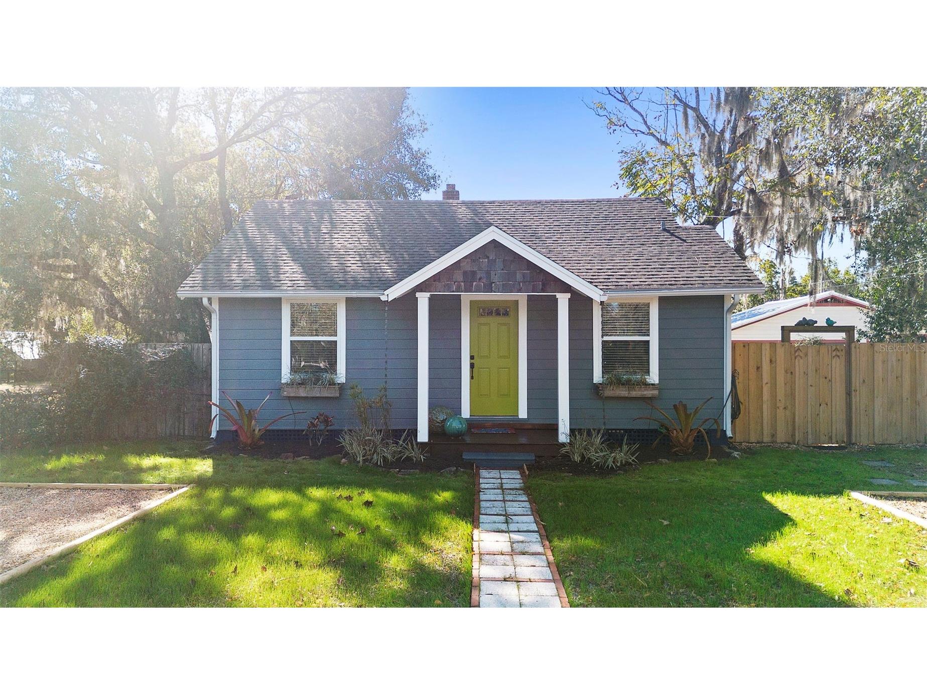 534 W Pennsylvania Avenue Deland FL 32720 V4946747 image1