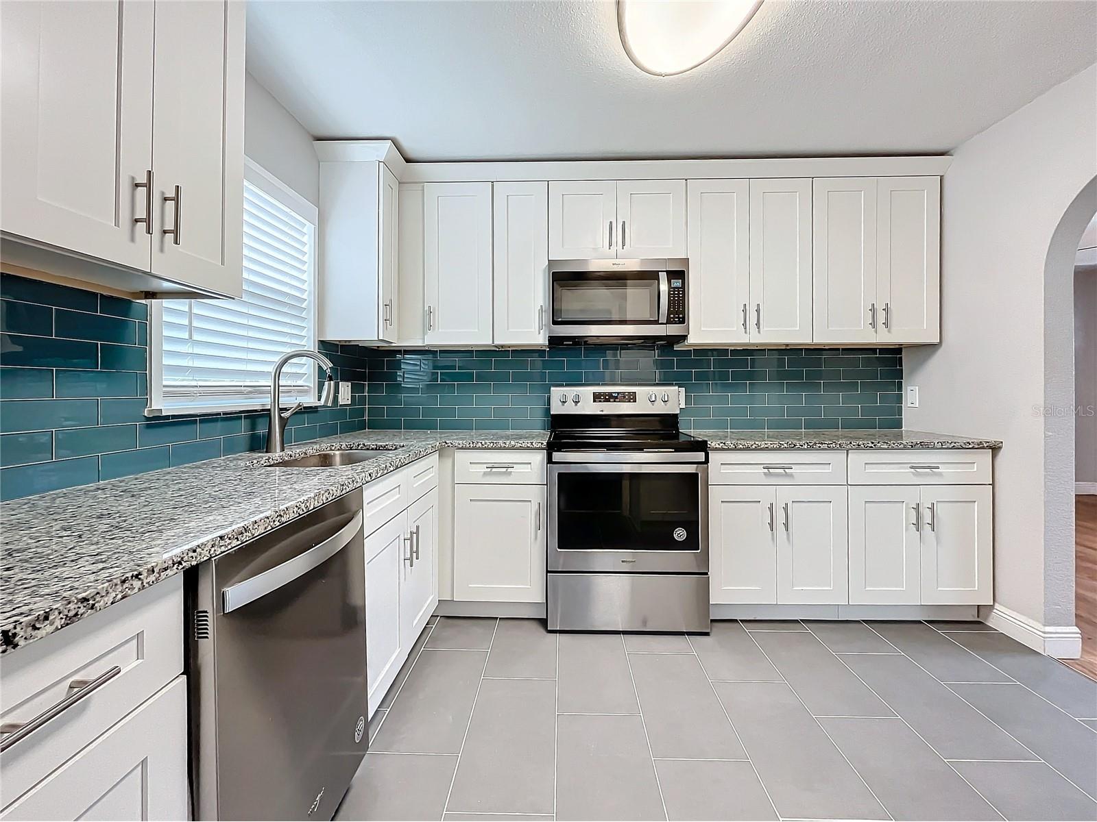 5340 5th Avenue S Saint Petersburg FL 33707 O6409556 image5