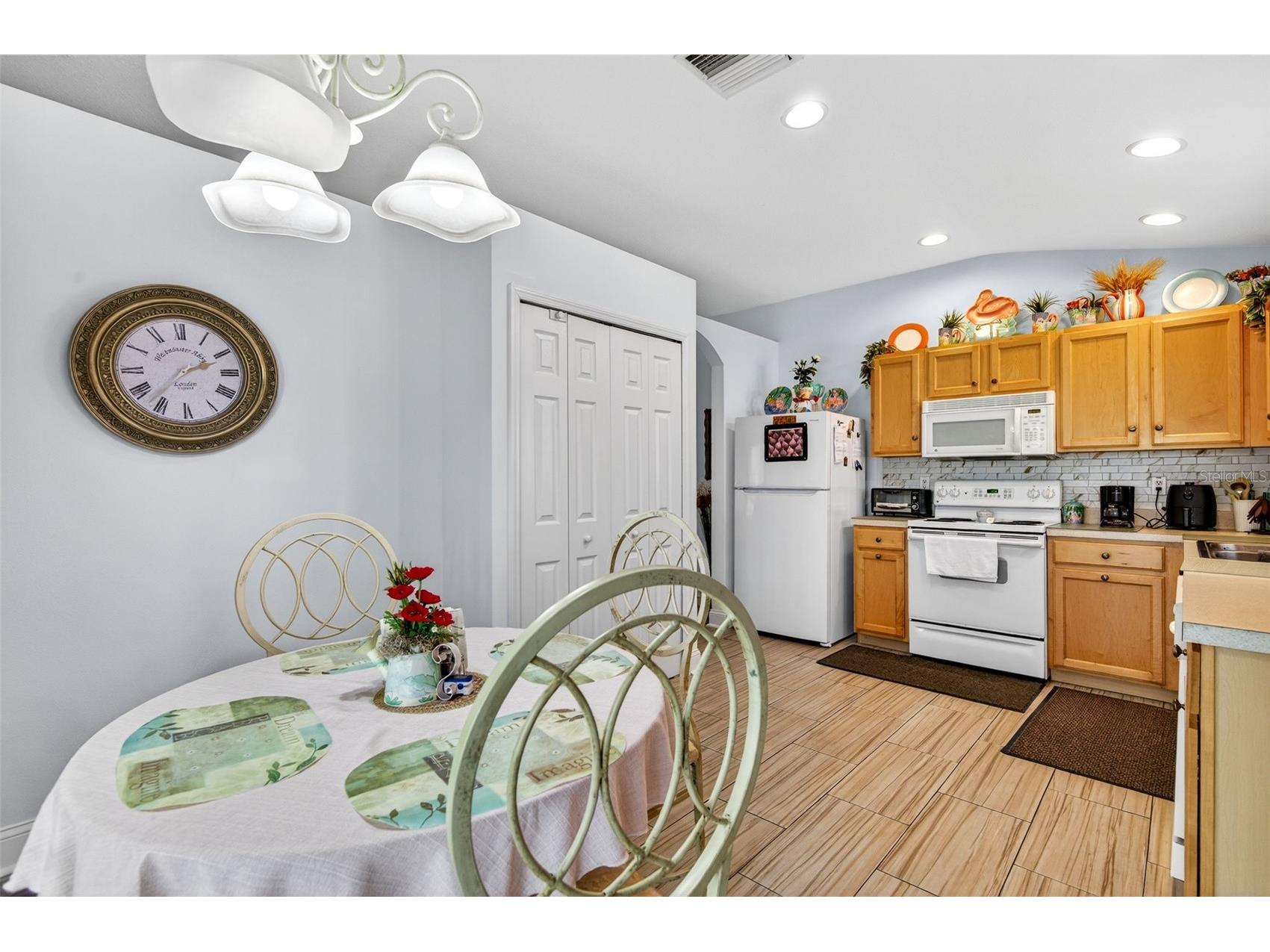 5340 Braddock Drive Zephyrhills FL 33541 TB8490941 image17