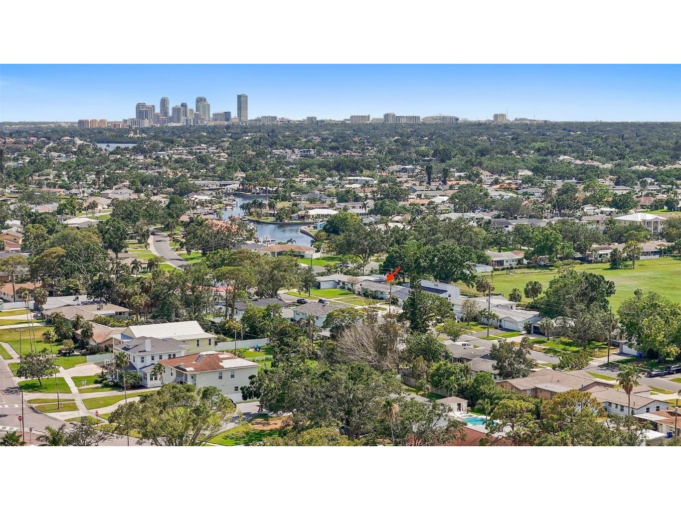 5340 Denver Street NE Saint Petersburg FL 33703 TB8387256 image1