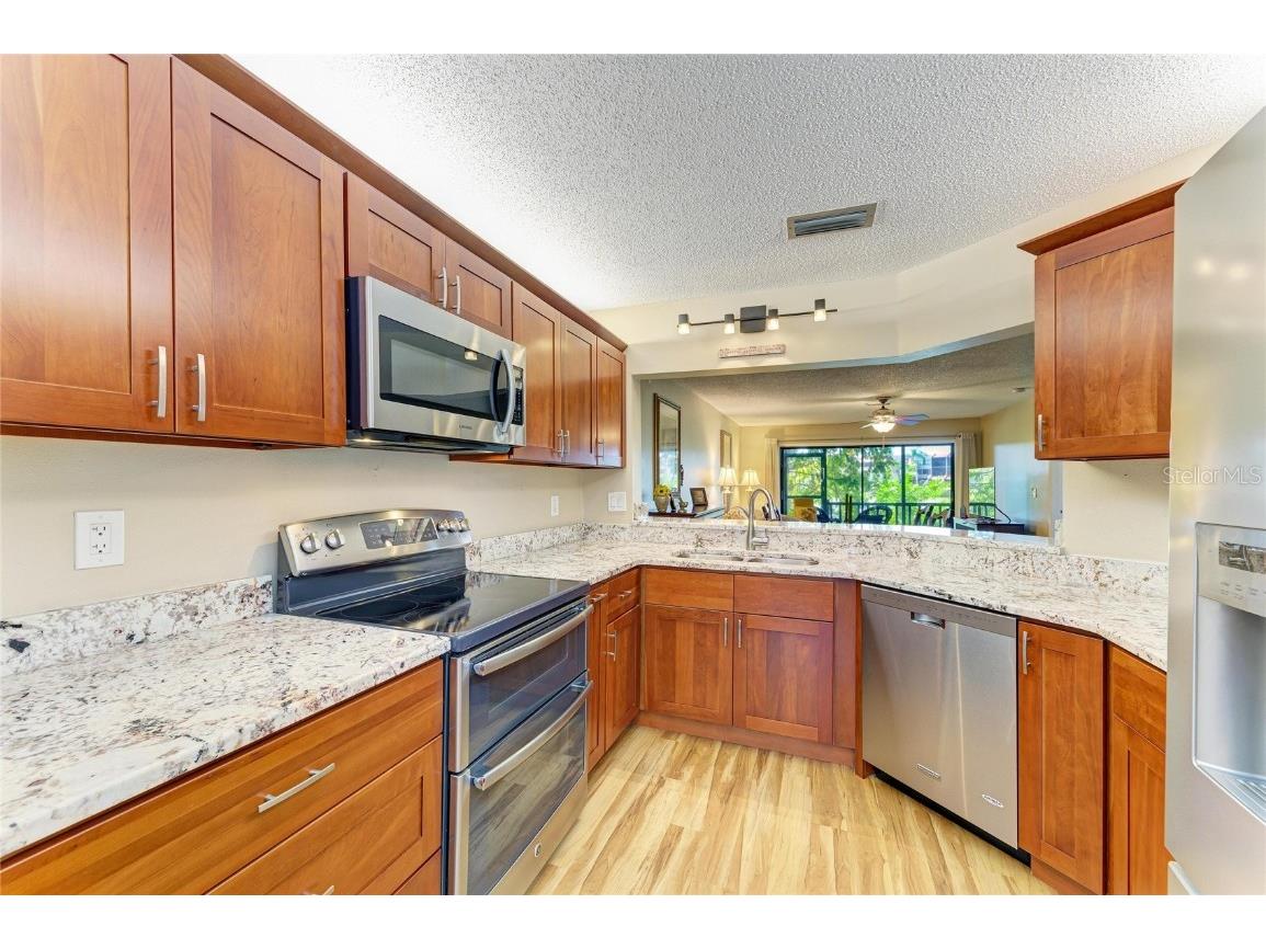 5341 Lake Arrowhead Trail #11 Sarasota FL 34231 A4673026 image15