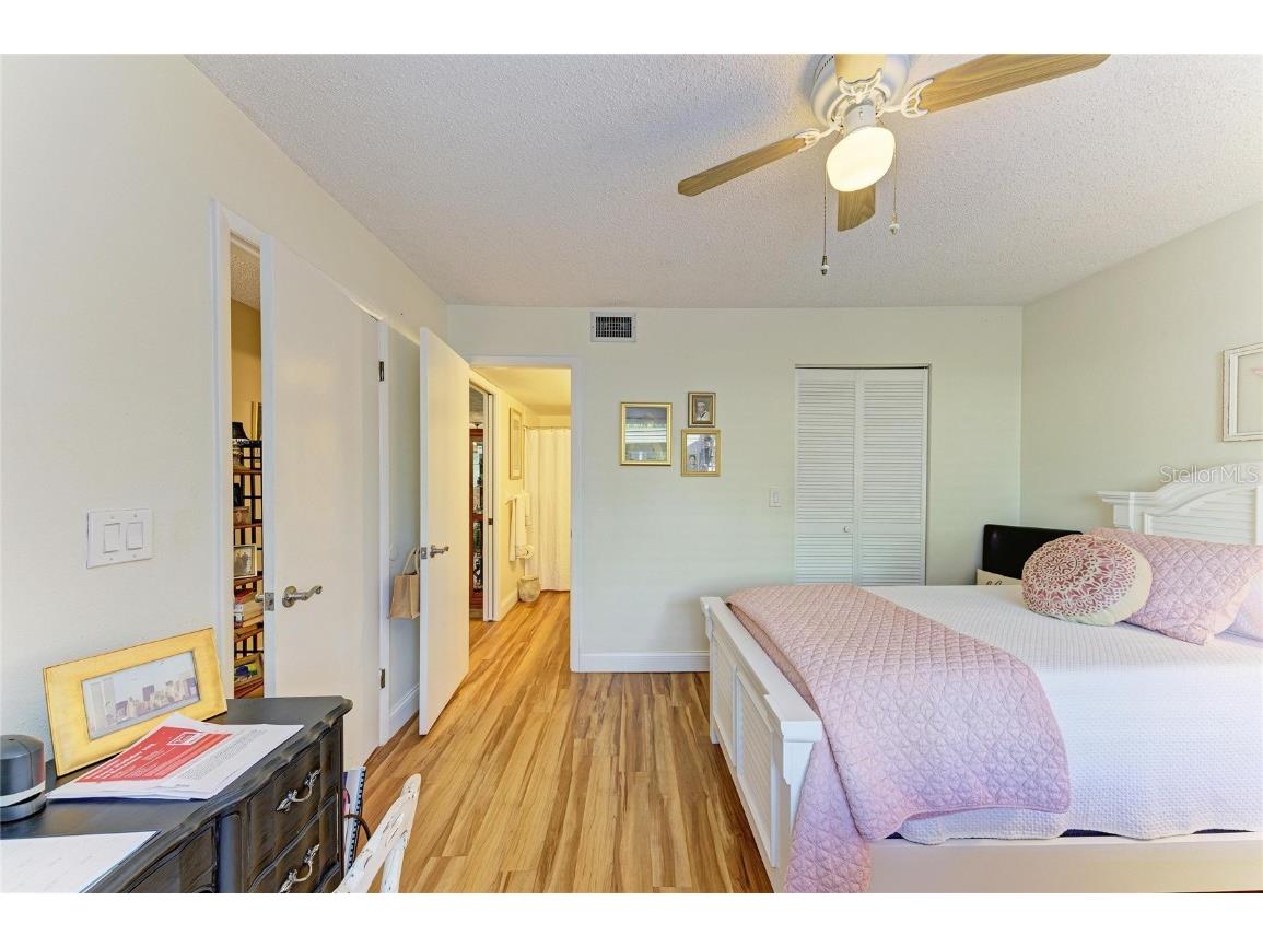 5341 Lake Arrowhead Trail #11 Sarasota FL 34231 A4673026 image29