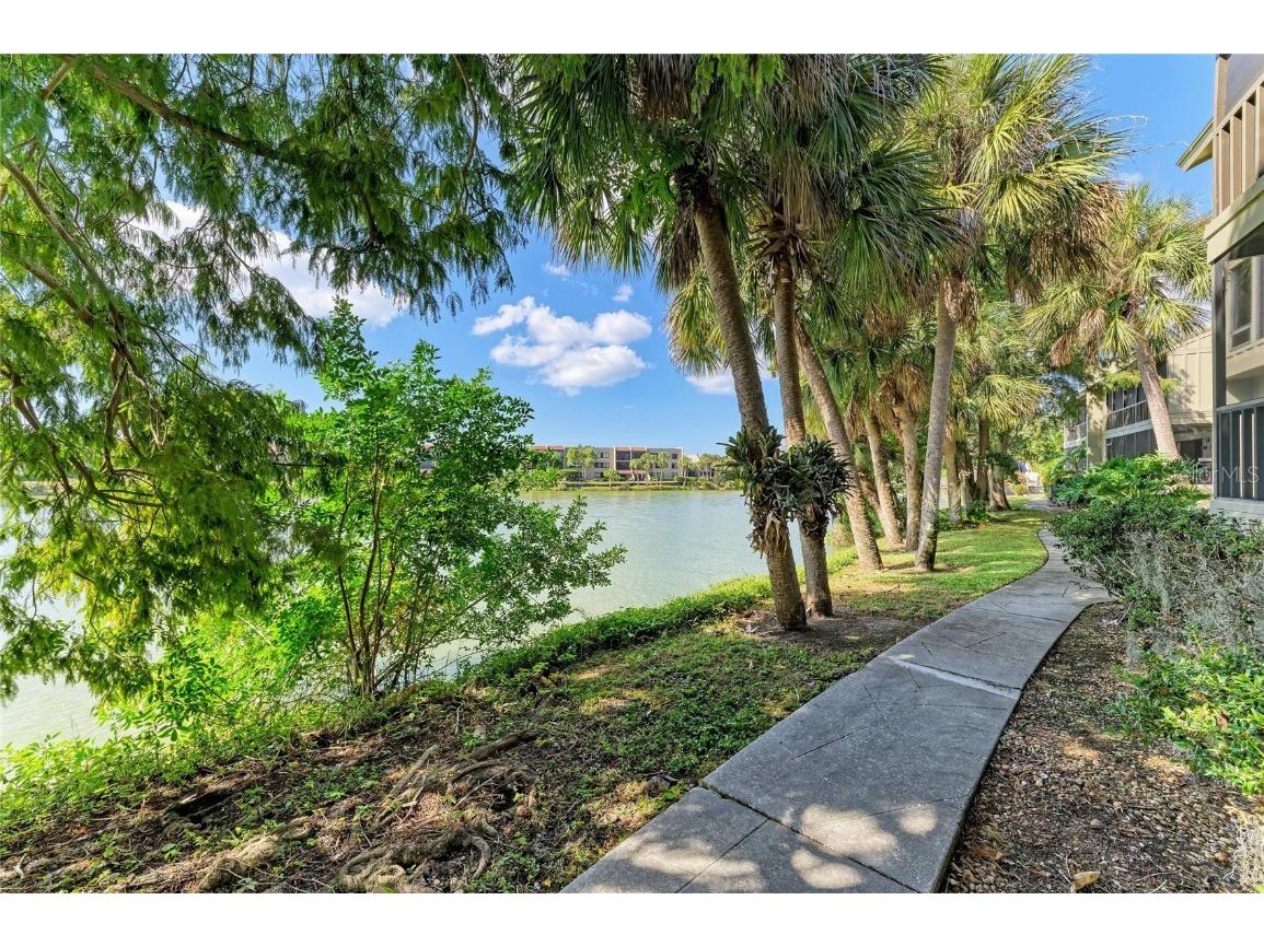 5341 Lake Arrowhead Trail #11 Sarasota FL 34231 A4673026 image40