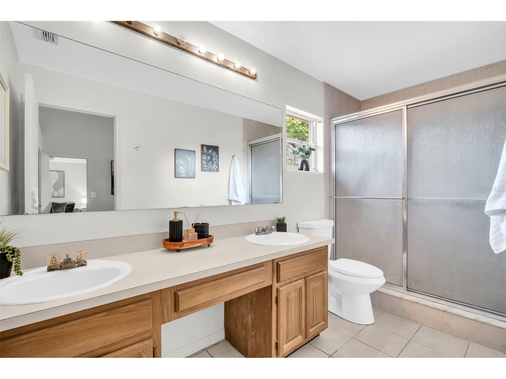 5341 Southwick Drive Tampa FL 33624 TB8496083 image20