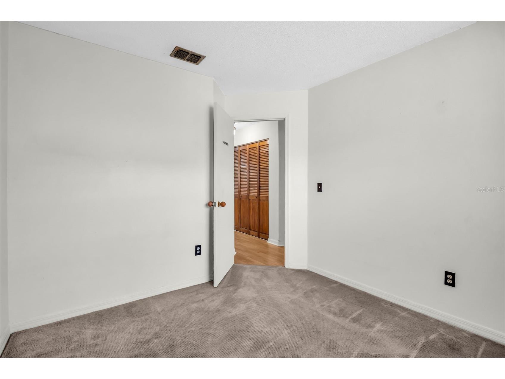 5341 Southwick Drive Tampa FL 33624 TB8496083 image22