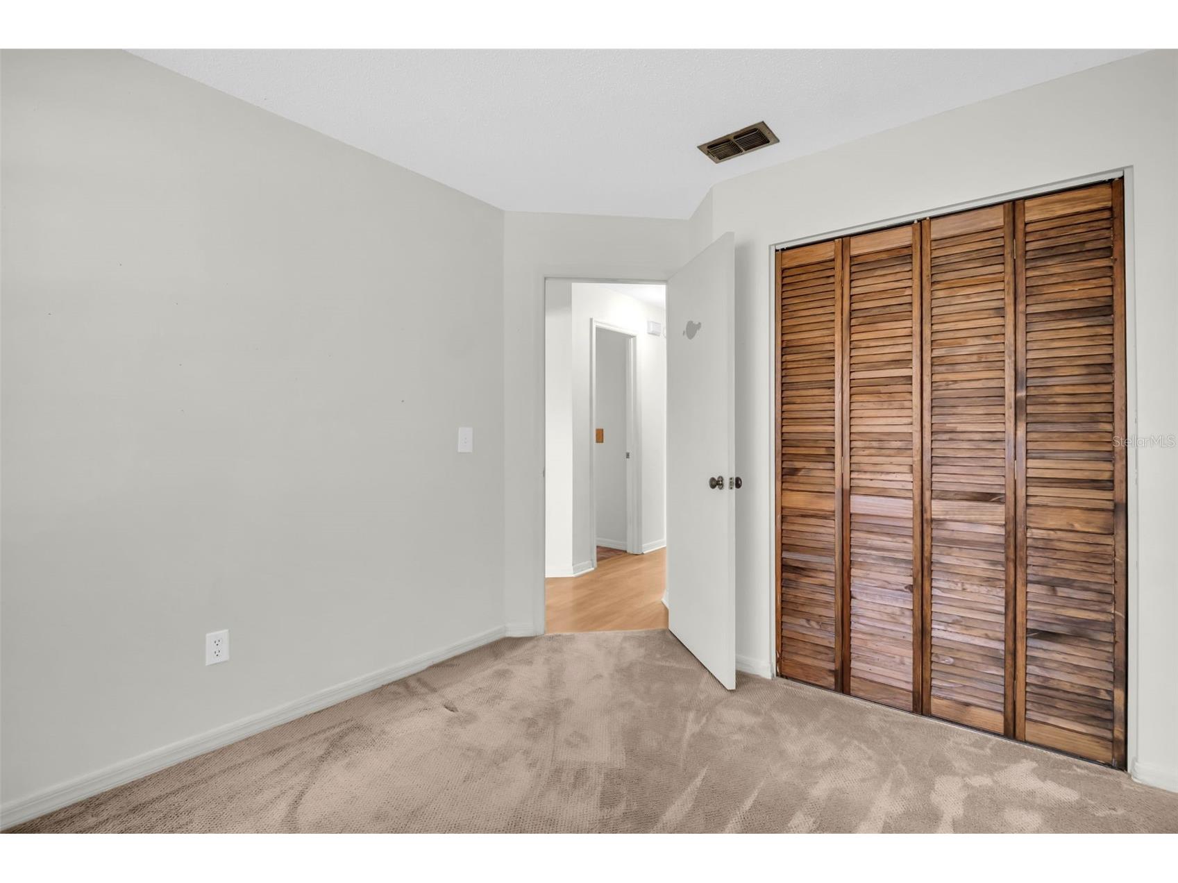 5341 Southwick Drive Tampa FL 33624 TB8496083 image28
