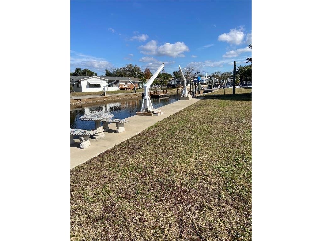 5343 Bluepoint Drive Port Richey FL 34668 - MILLERS BAYOU W7881591 image8