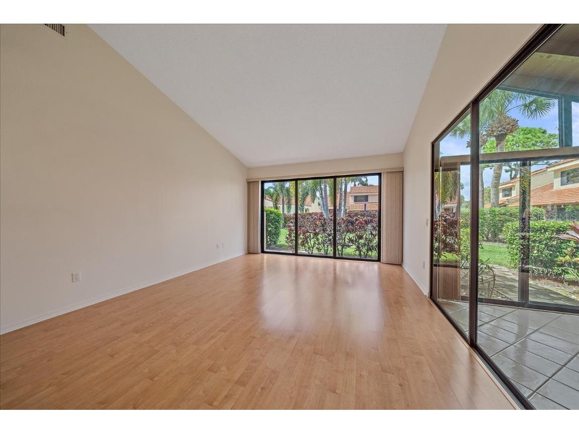 5343 Huntingwood Court #33 Sarasota FL 34235 A4662911 image7