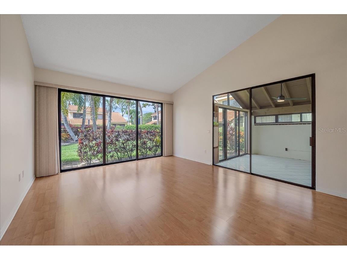 5343 Huntingwood Court #33 Sarasota FL 34235 A4662911 image8