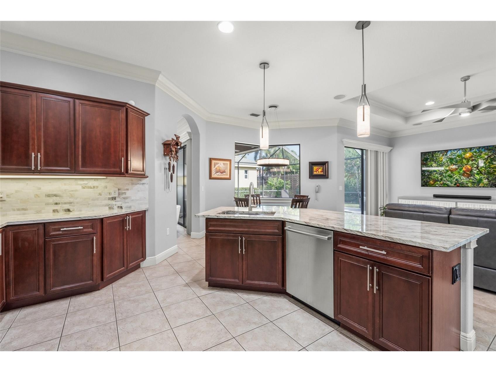 5343 Nathaniel Place Sarasota FL 34233 A4674920 image13