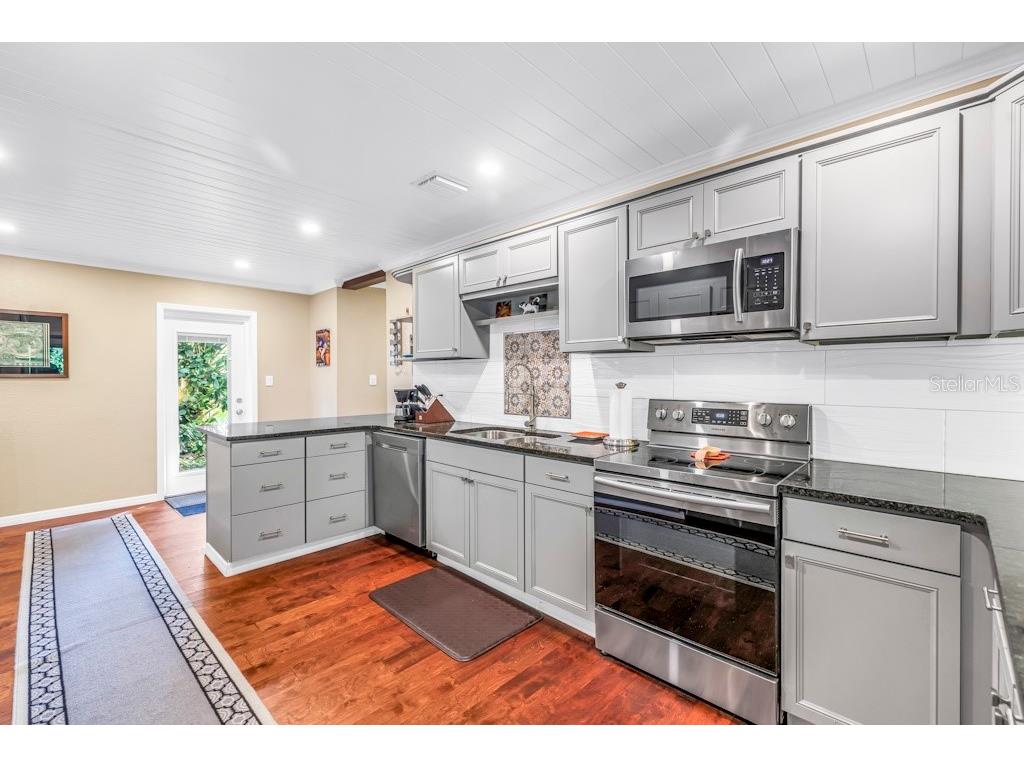 5344 1st Avenue S Saint Petersburg FL 33707 TB8460912 image14