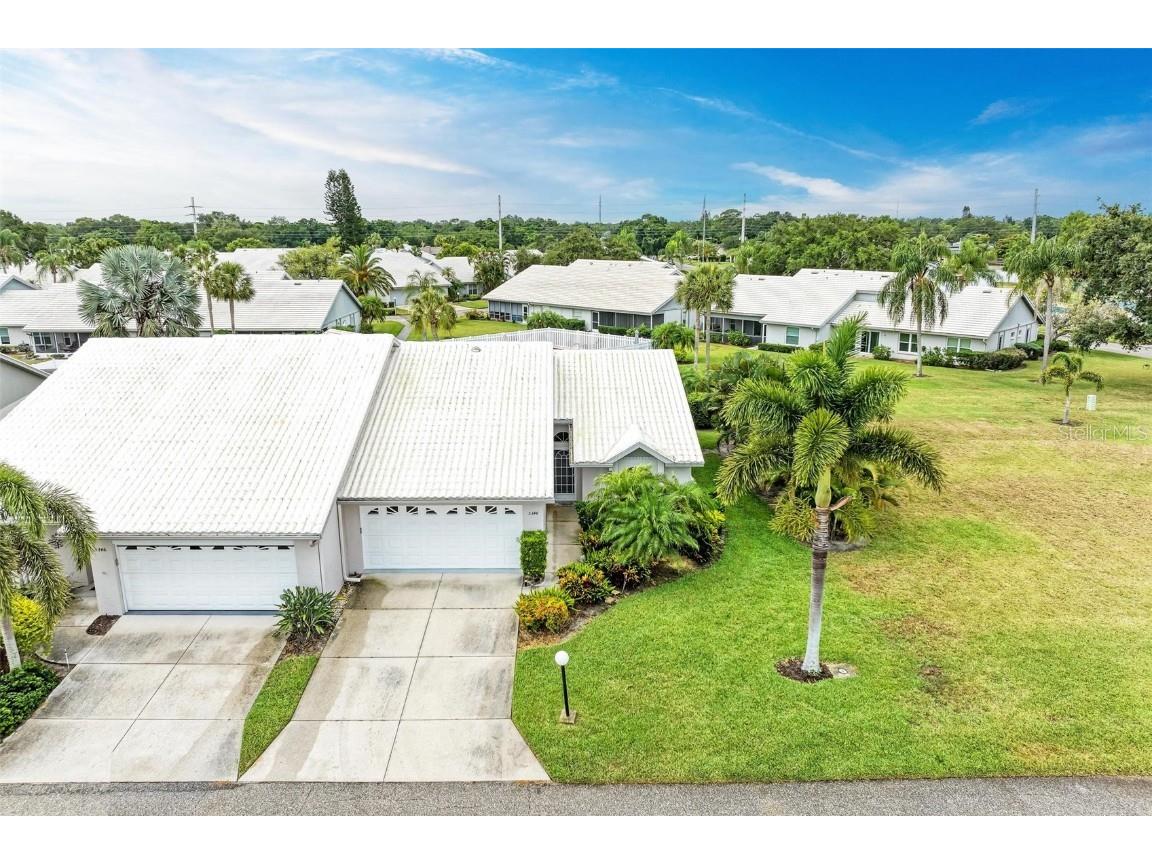 5344 Christie Ann Place 23, Sarasota, FL, 34233 MLS A4610675