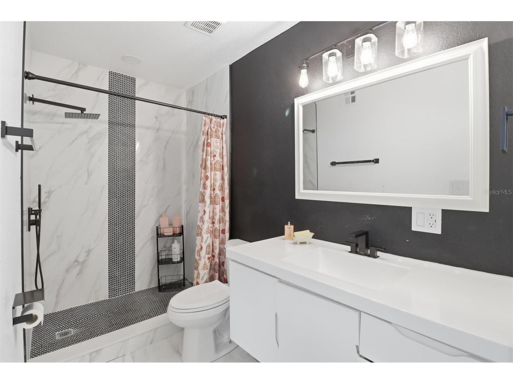 5345 Avon Court Orlando FL 32807 V4948341 image25