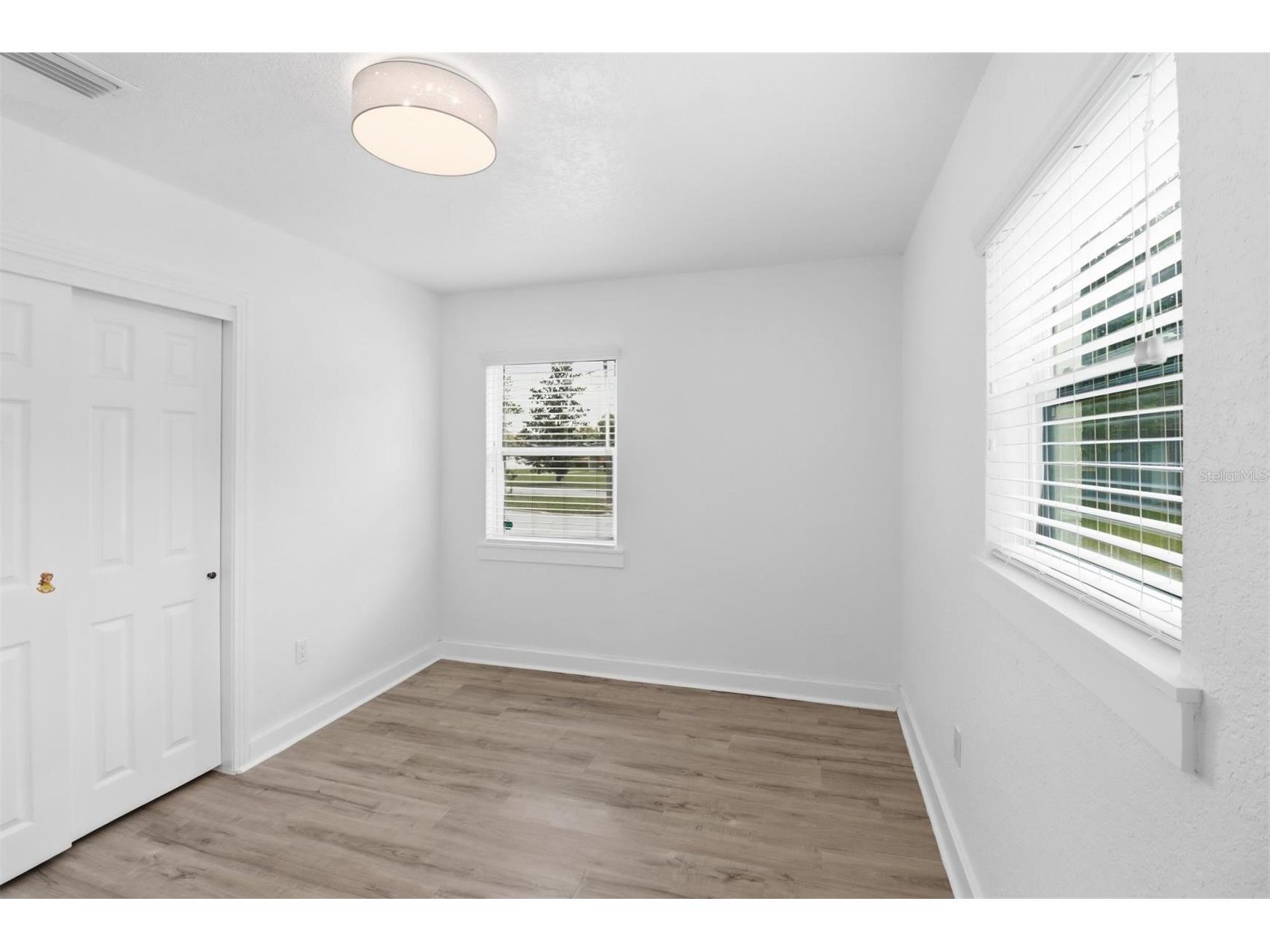 5345 Avon Court Orlando FL 32807 V4948341 image26