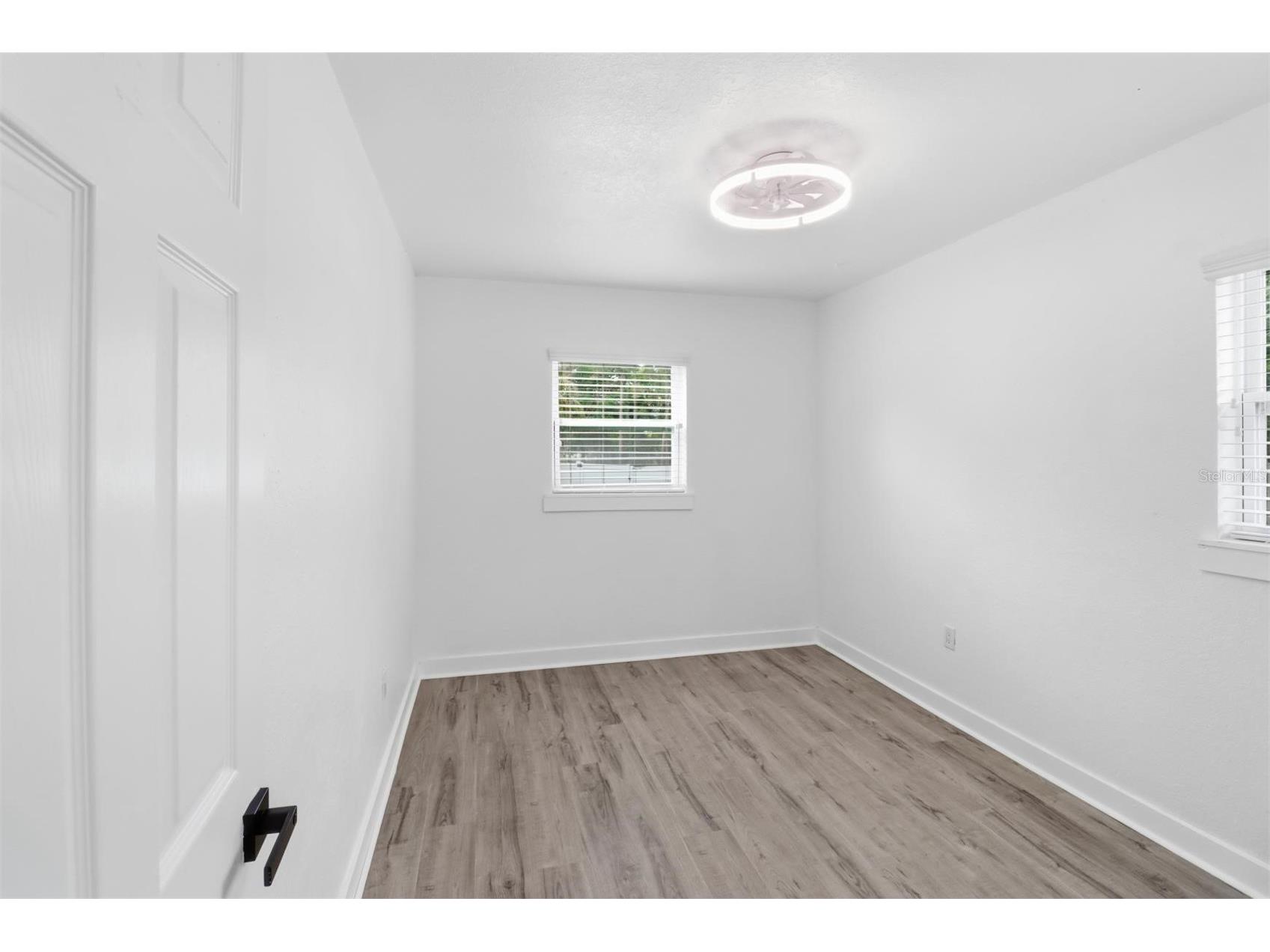 5345 Avon Court Orlando FL 32807 V4948341 image31