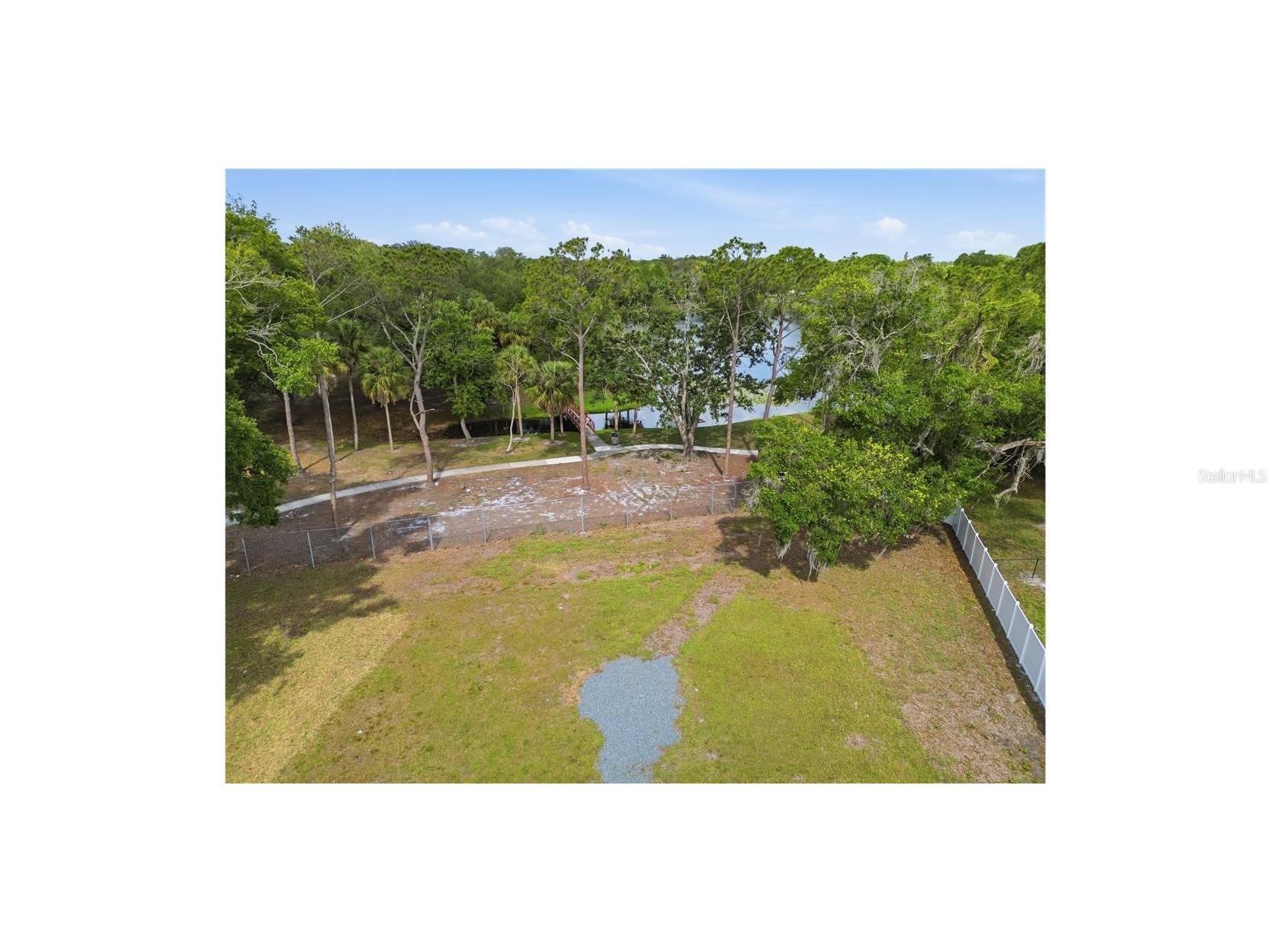 5345 Avon Court Orlando FL 32807 V4948341 image41