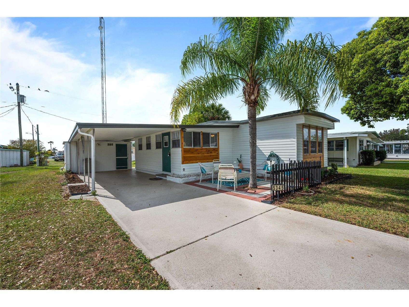 5345 Jo Street Zephyrhills FL 33542 TB8493658 image3