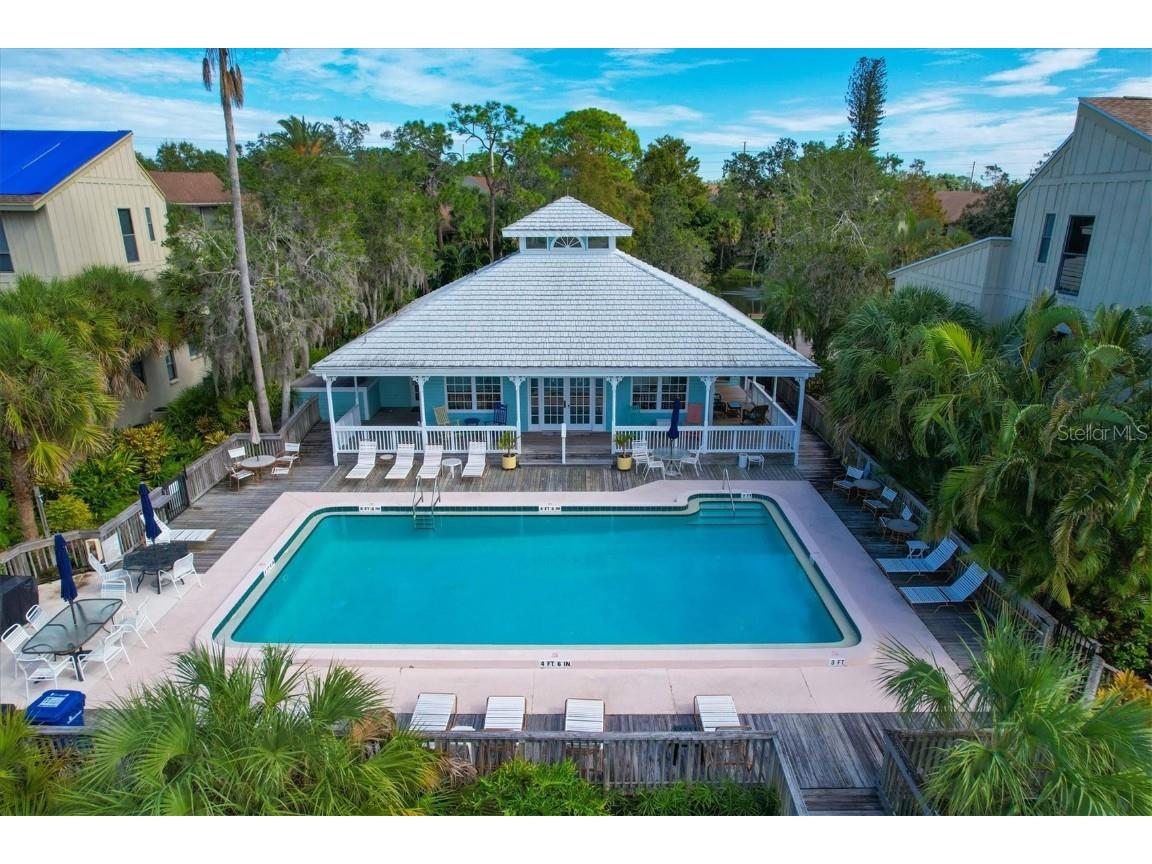 5345 Lake Arrowhead Trail #12 Sarasota FL 34231 A4604942 image1