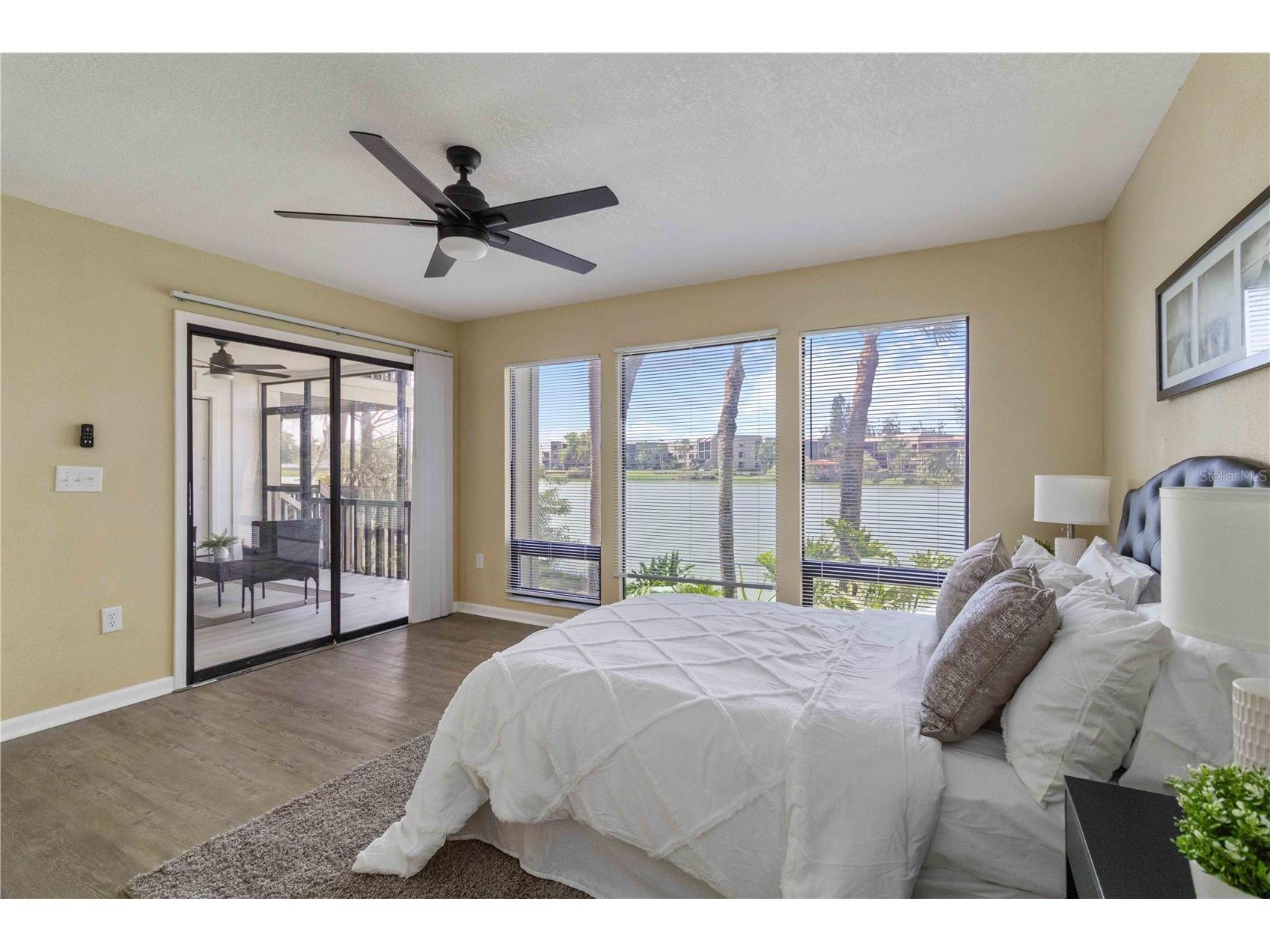 5345 Lake Arrowhead Trail #12 Sarasota FL 34231 A4686634 image18