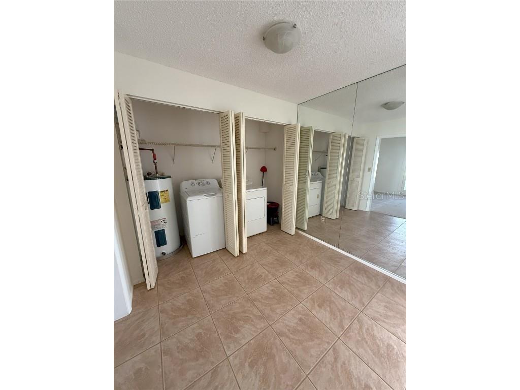 5345 Pamela Wood Way Sarasota FL 34233 A4637875 image16