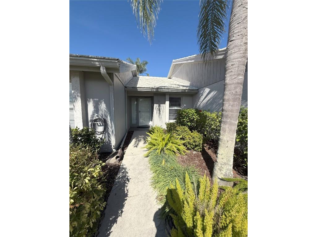 5345 Pamela Wood Way Sarasota FL 34233 A4637875 image3