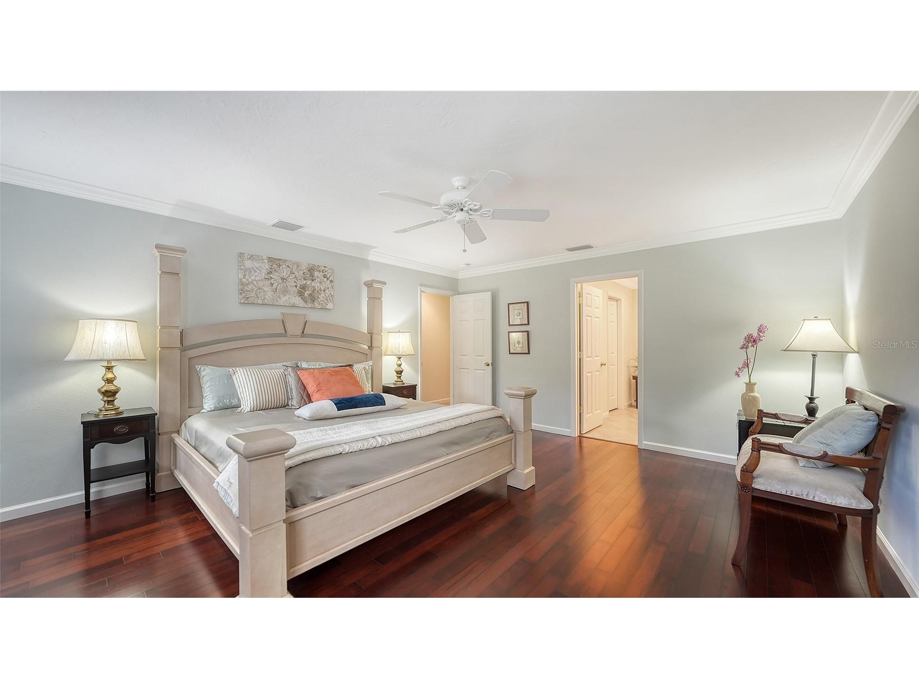 5345 Siesta Court Sarasota FL 34242 A4685607 image16