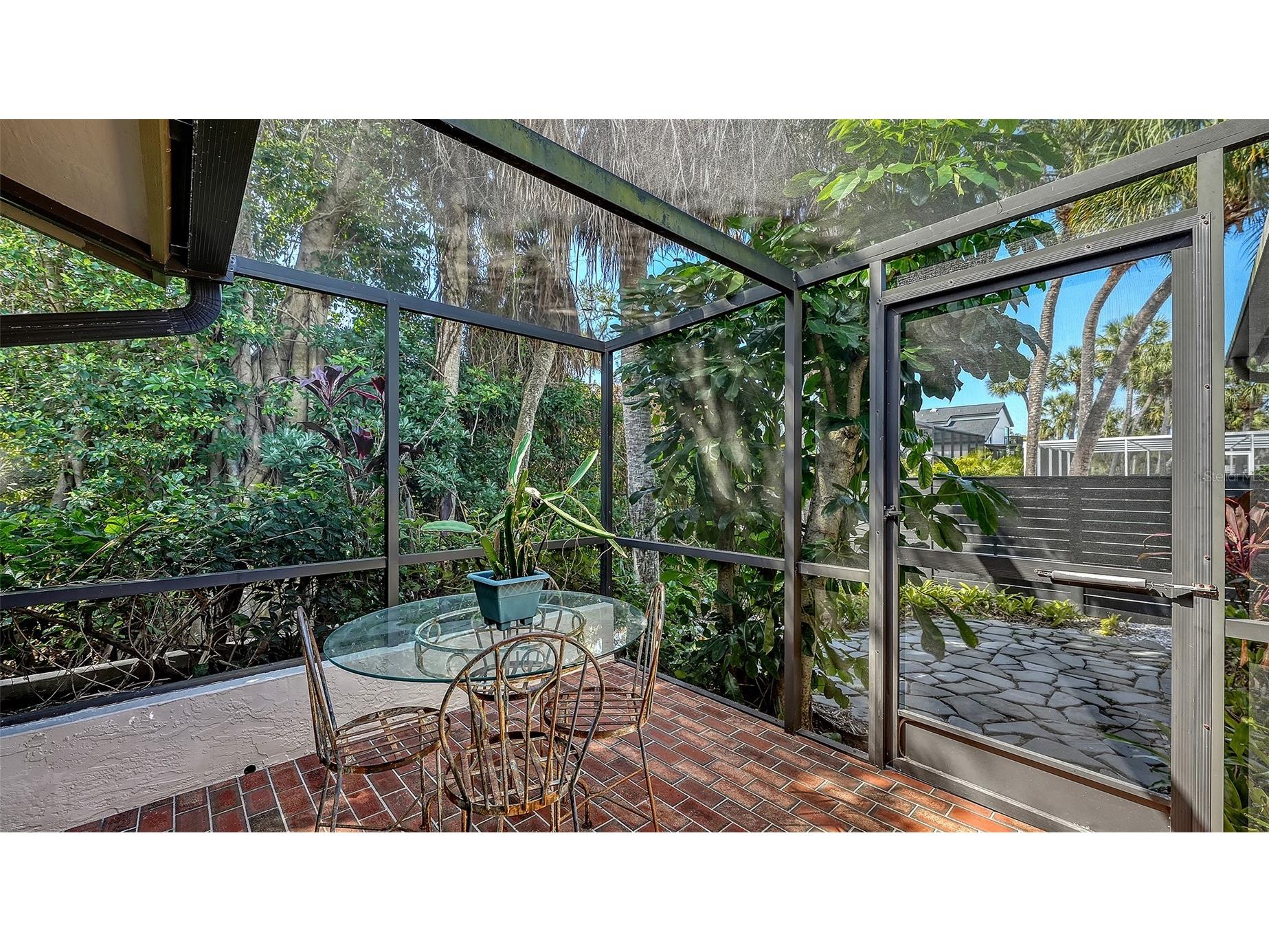 5345 Siesta Court Sarasota FL 34242 A4685607 image25
