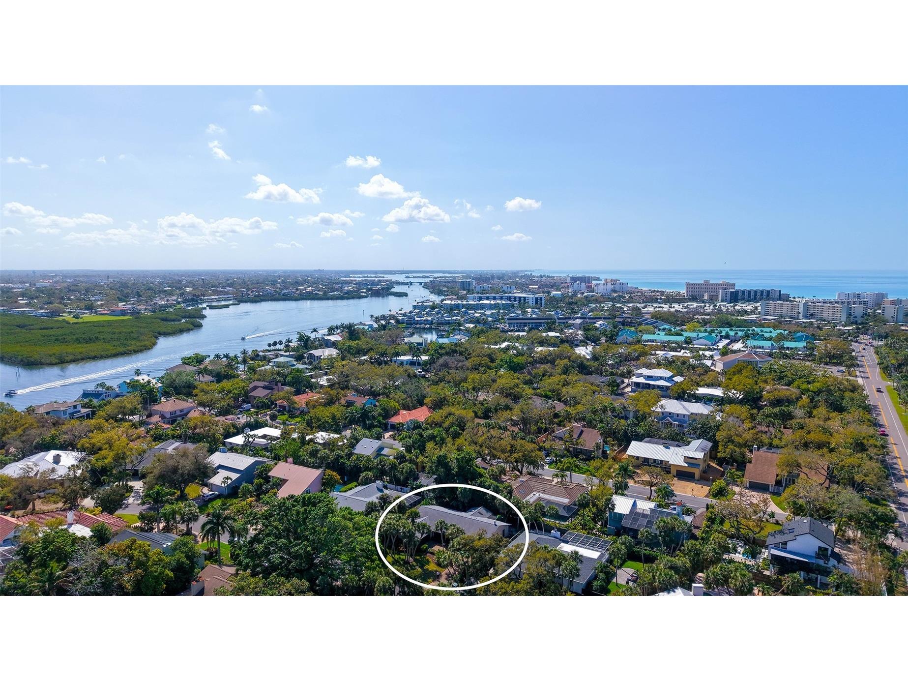 5345 Siesta Court Sarasota FL 34242 A4685607 image29