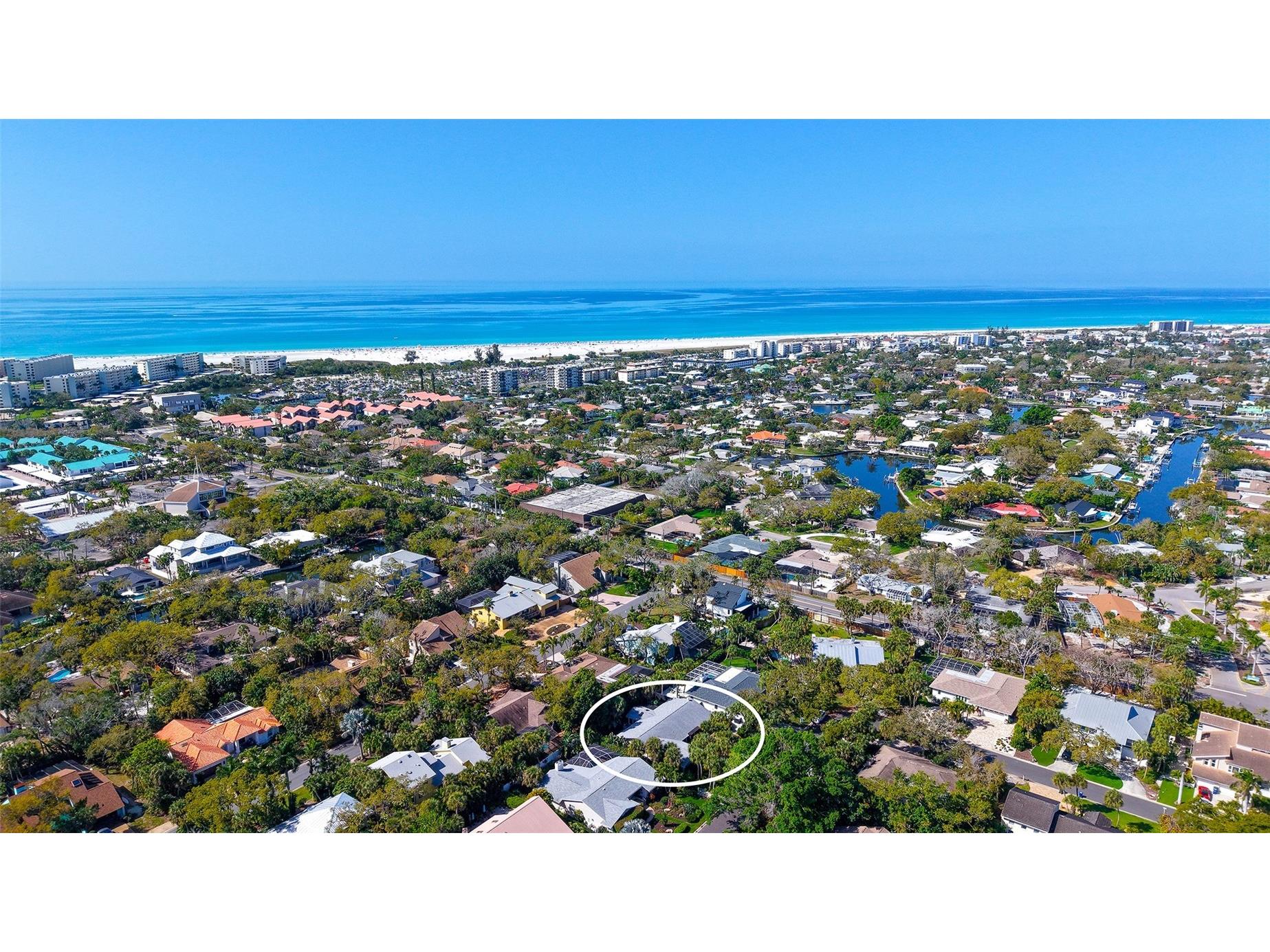 5345 Siesta Court Sarasota FL 34242 A4685607 image3