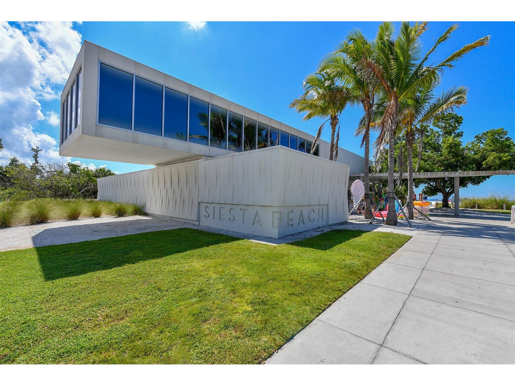 5345 Siesta Court Sarasota FL 34242 A4685607 image40