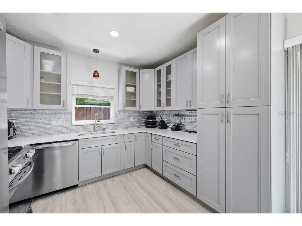 5346 Cona Reef Court Orlando FL 32810 O6353497 image5