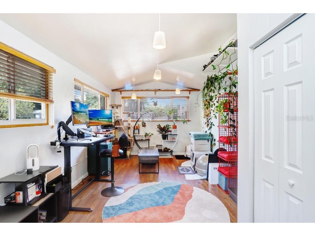 5347 10th Street N Saint Petersburg FL 33703 TB8498467 image18