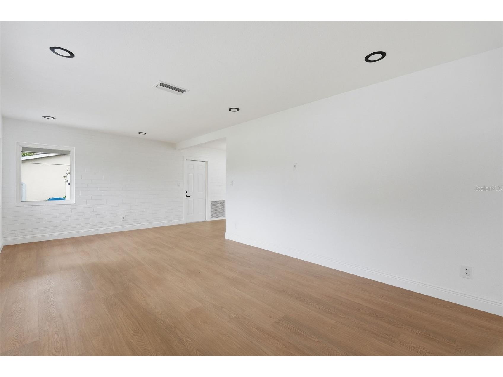 5347 30th Avenue N Saint Petersburg FL 33710 TB8483922 image19