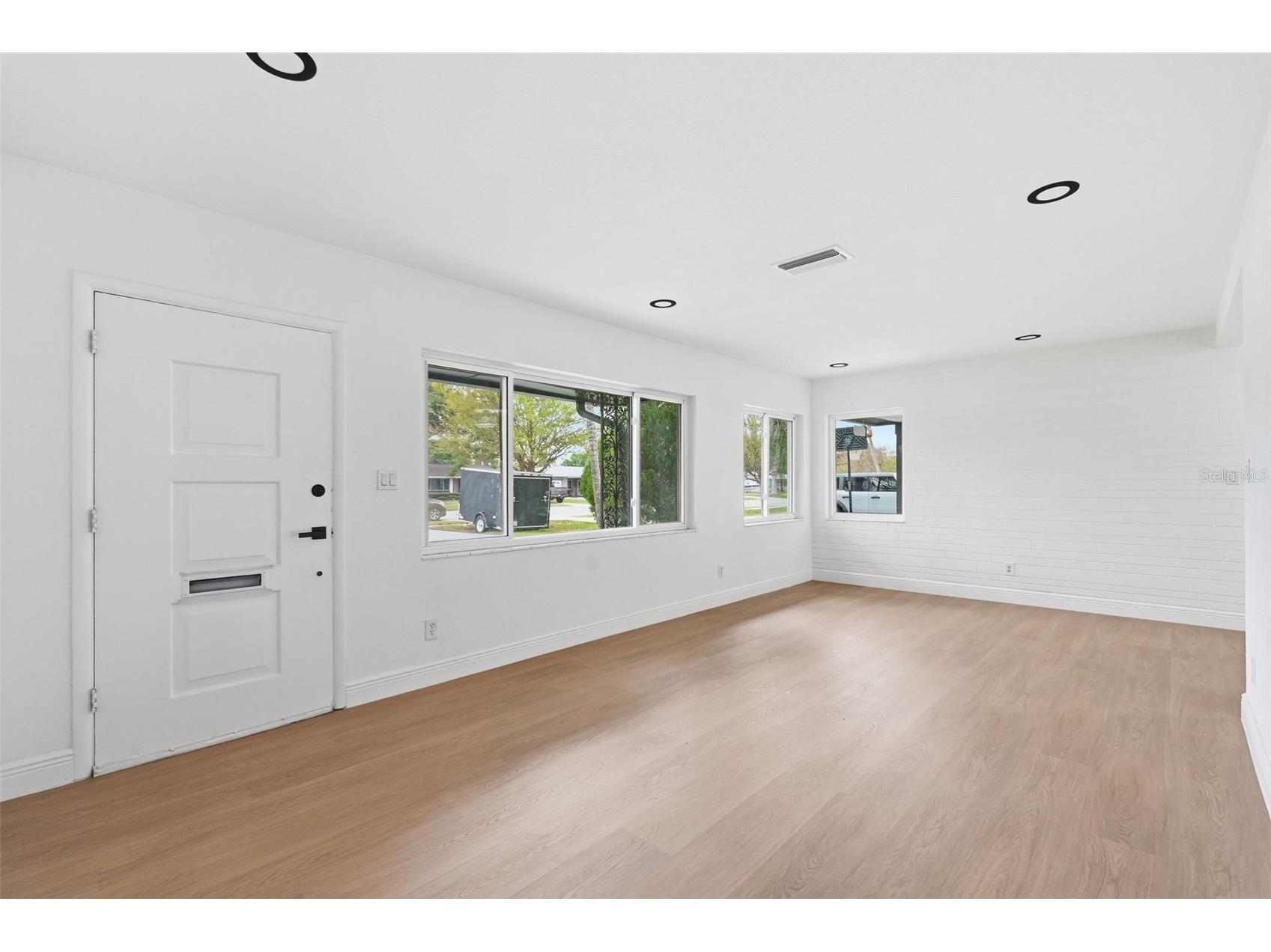 5347 30th Avenue N Saint Petersburg FL 33710 TB8483922 image20