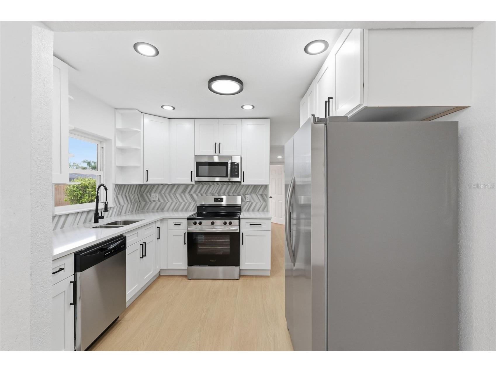 5347 30th Avenue N Saint Petersburg FL 33710 TB8483922 image4