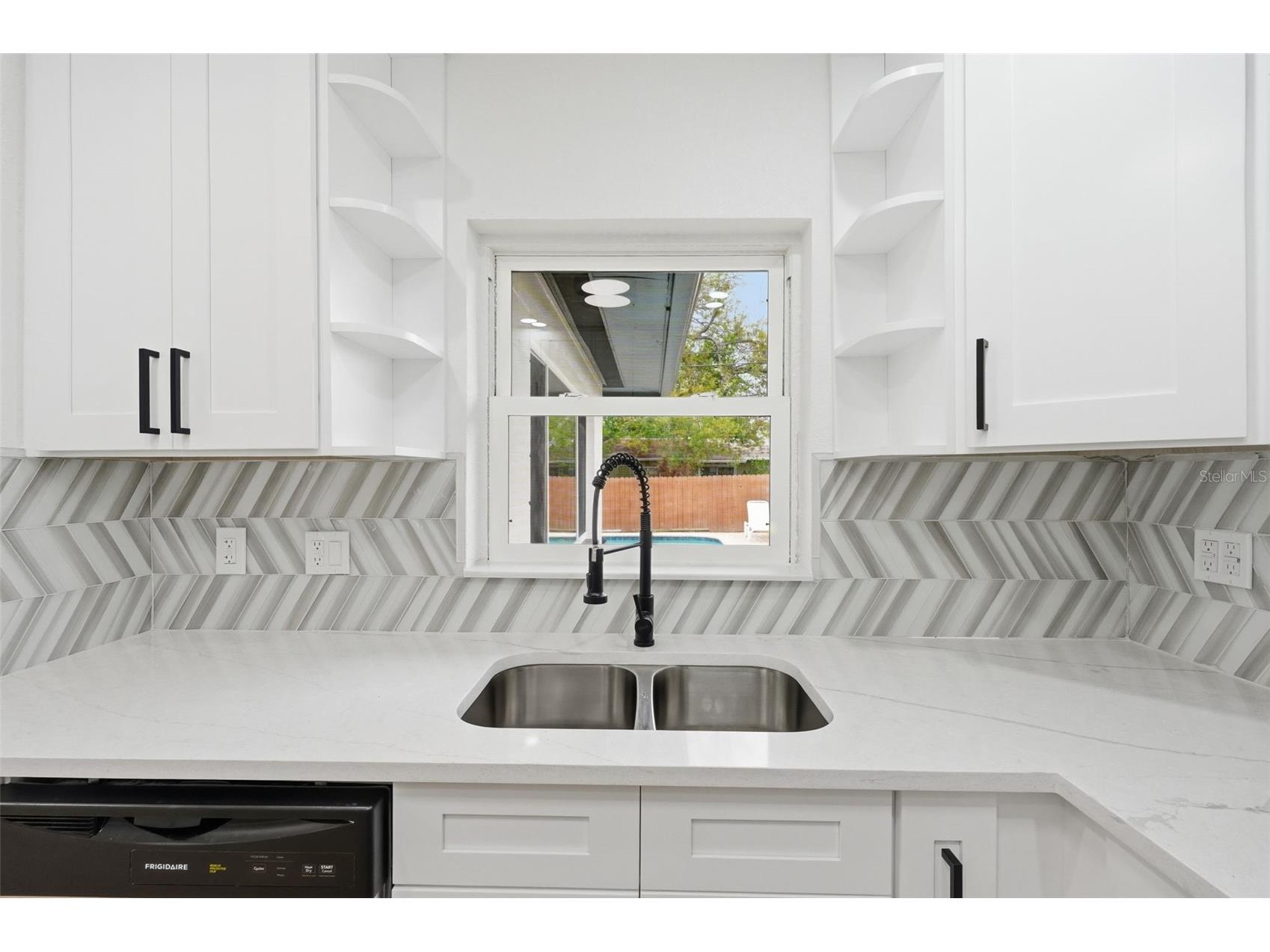 5347 30th Avenue N Saint Petersburg FL 33710 TB8483922 image9