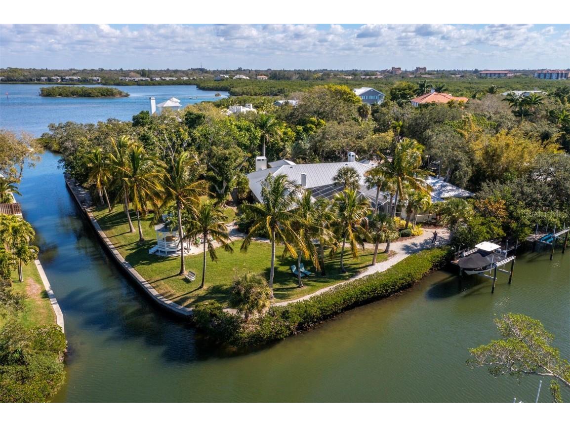 5349 Hidden Harbor Road Sarasota FL 34242 A4598078 image1