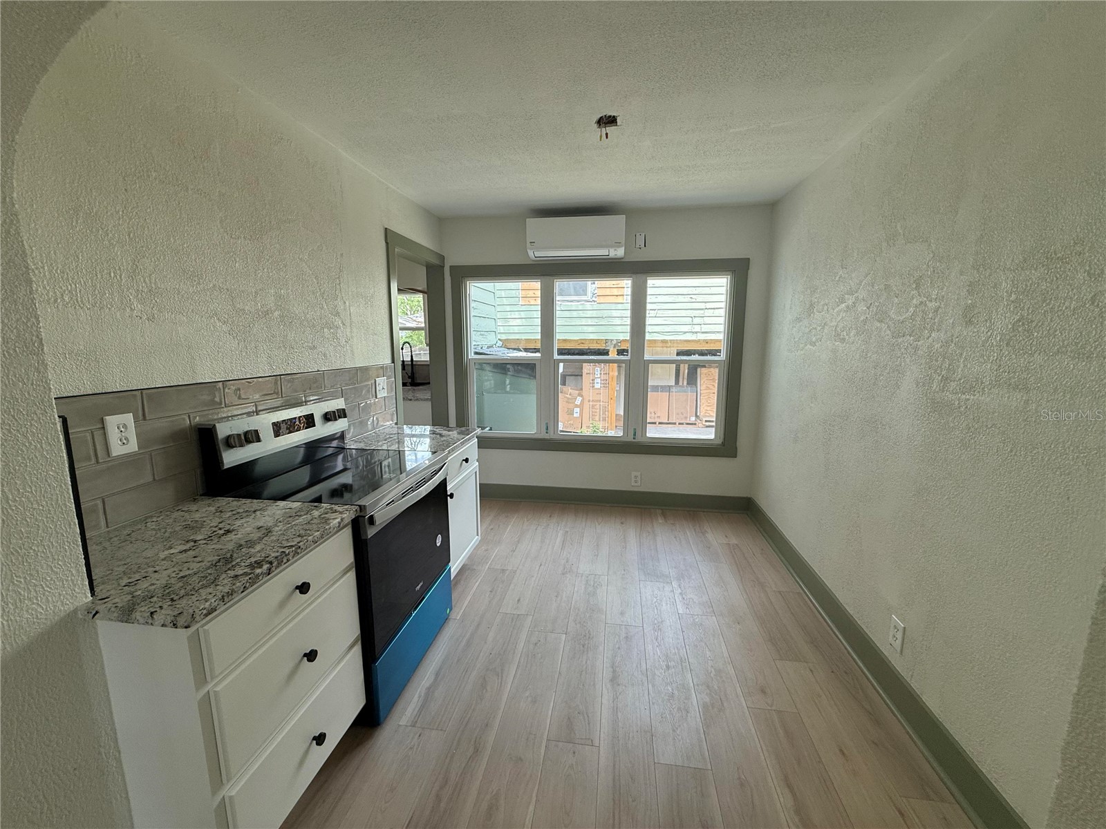 535 14th Avenue S Saint Petersburg FL 33701 TB8498384 image2