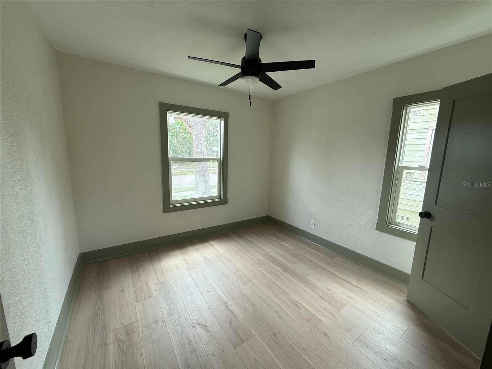 535 14th Avenue S Saint Petersburg FL 33701 TB8498384 image6