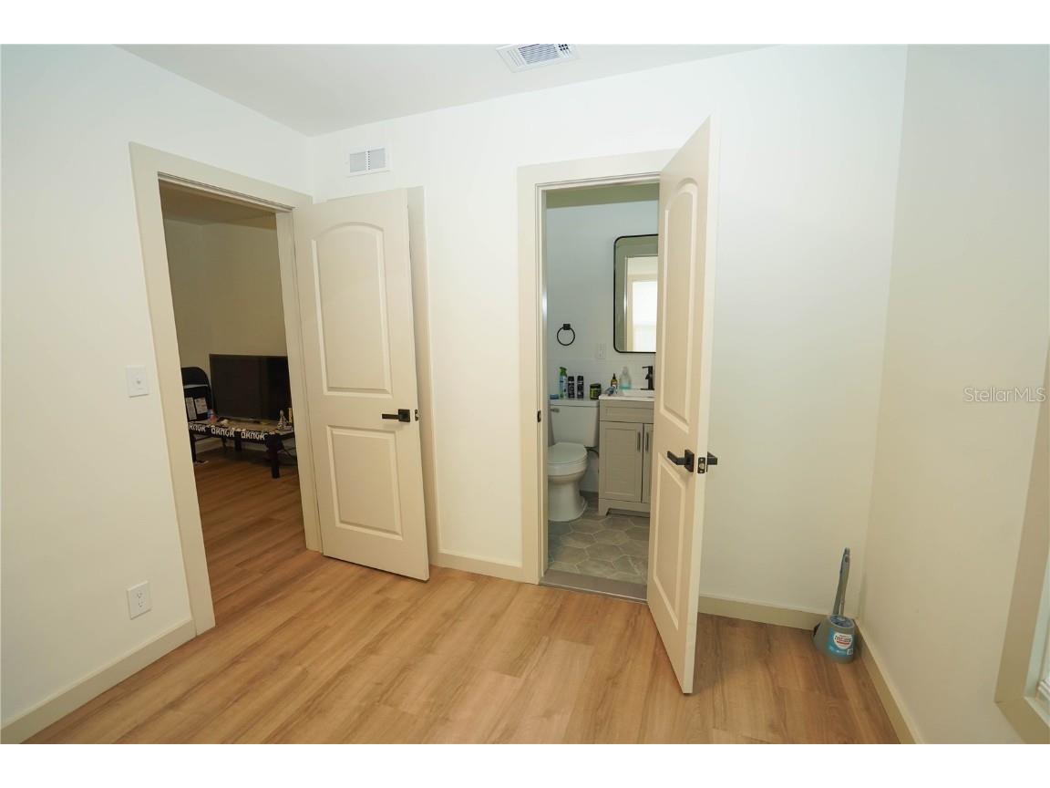 535 14th Avenue S #W Saint Petersburg FL 33701 TB8451918 image13