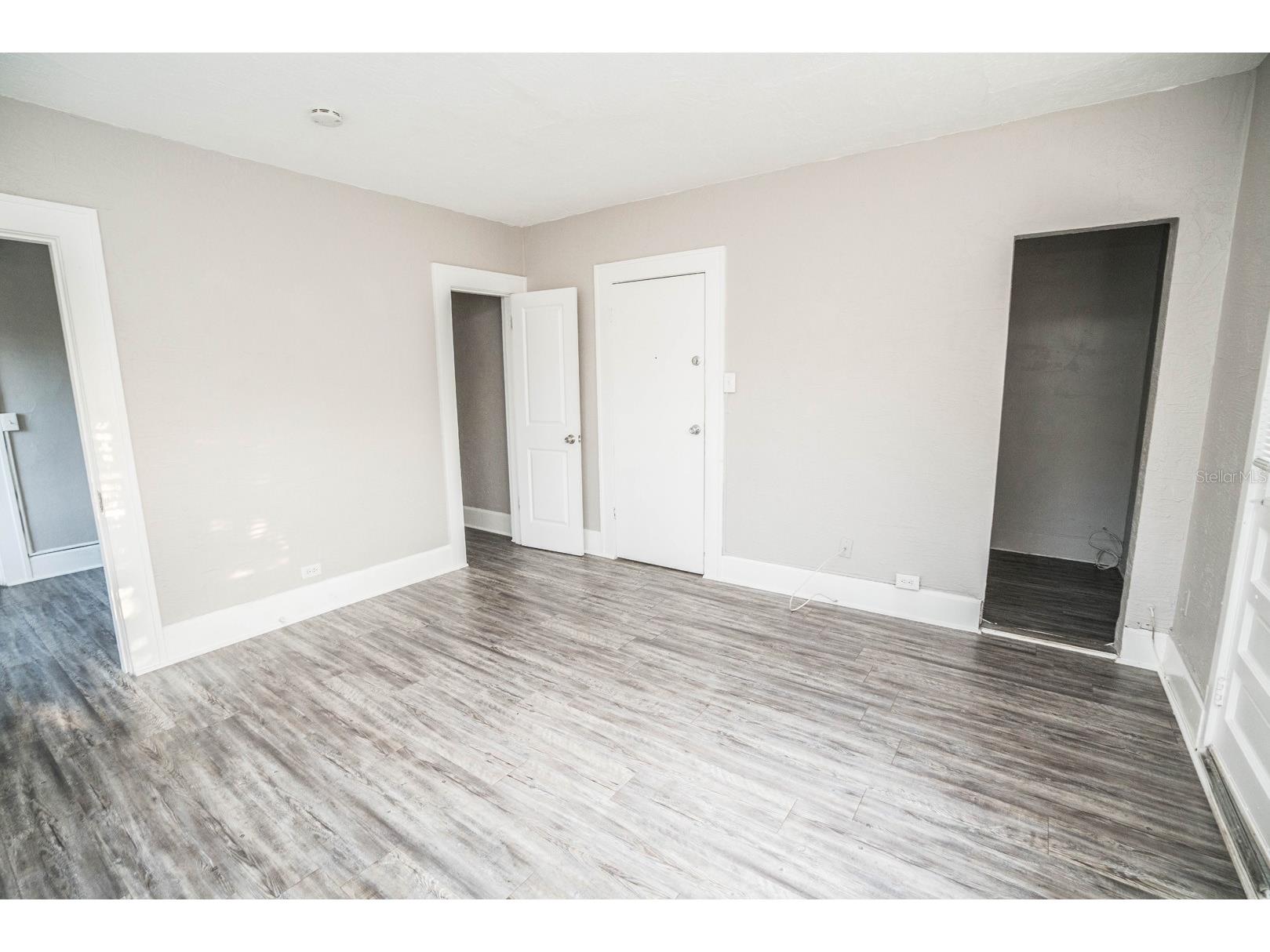 535 2nd Street N #4 Saint Petersburg FL 33701 TB8509121 image10
