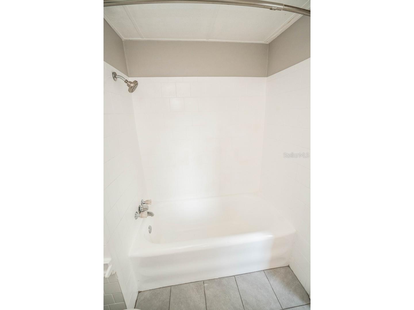 535 2nd Street N #4 Saint Petersburg FL 33701 TB8509121 image11
